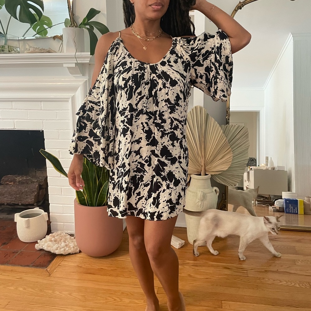 Parker white and black long sleeve dress size Xs